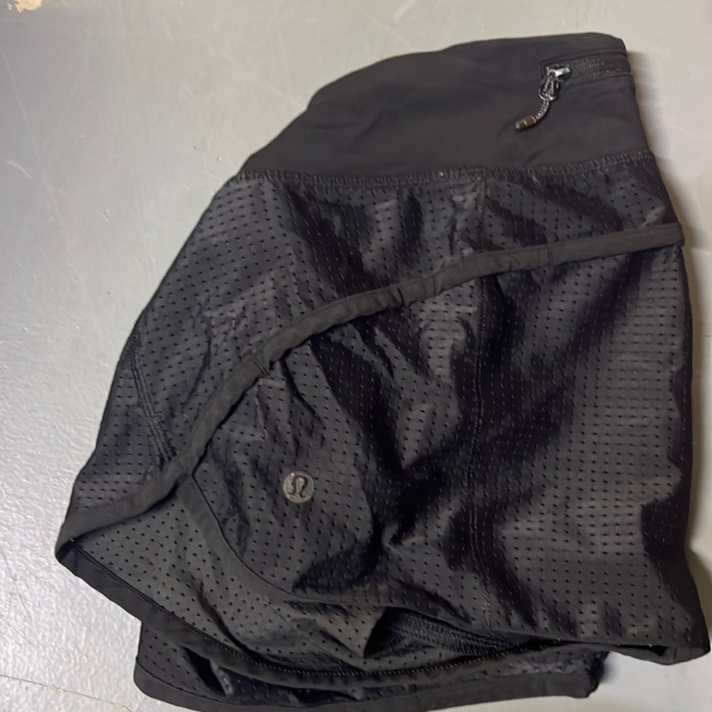 Lululemon speed shorts